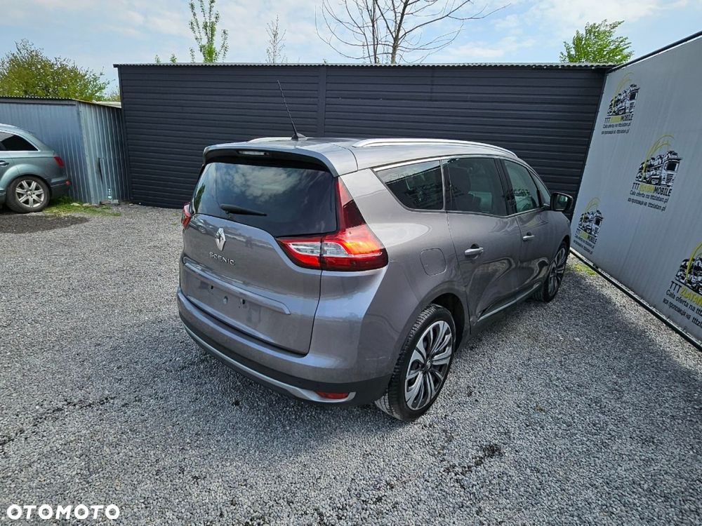 Renault Grand Scenic - 18