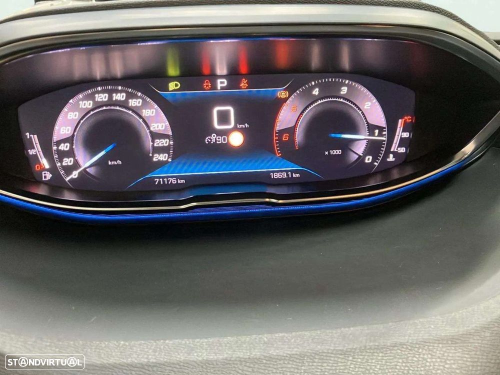 Peugeot 3008 - 12