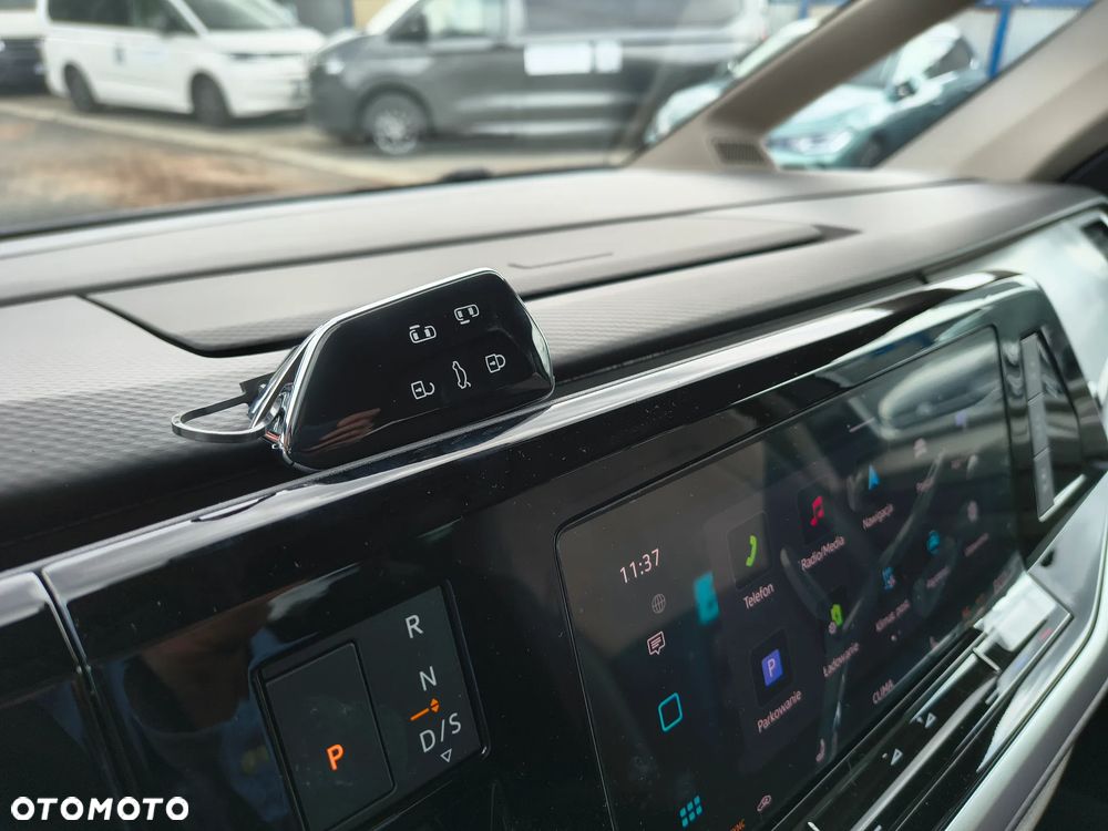 Volkswagen Multivan 1.5 eHybrid PHEV 180kW 4Motion L2 Life DSG - 11