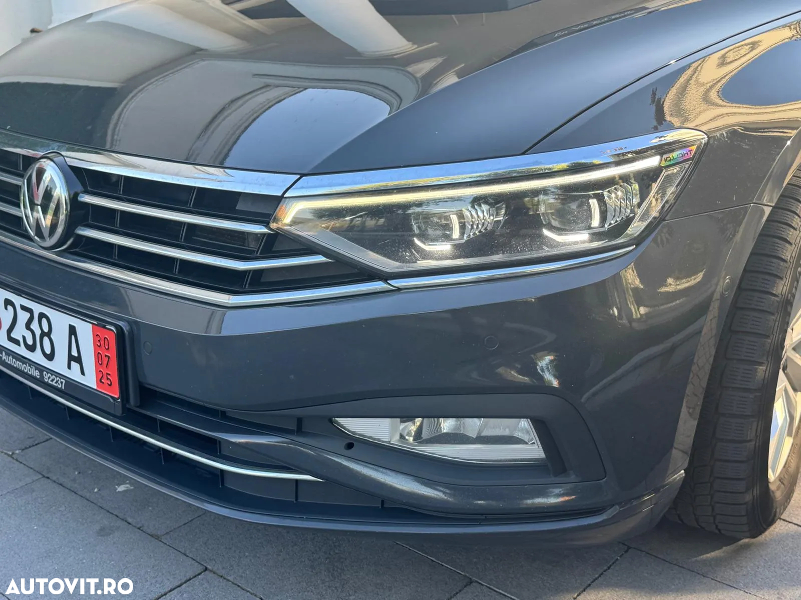 Volkswagen Passat 2.0 TDI (BlueMotion Technology) DSG Highline - 32