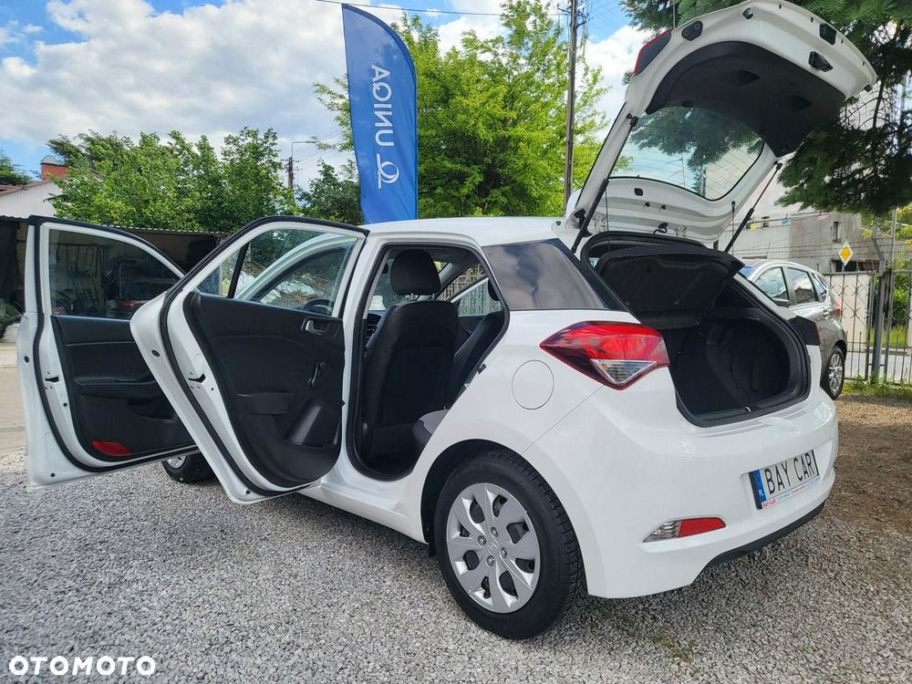 Hyundai i20 - 10