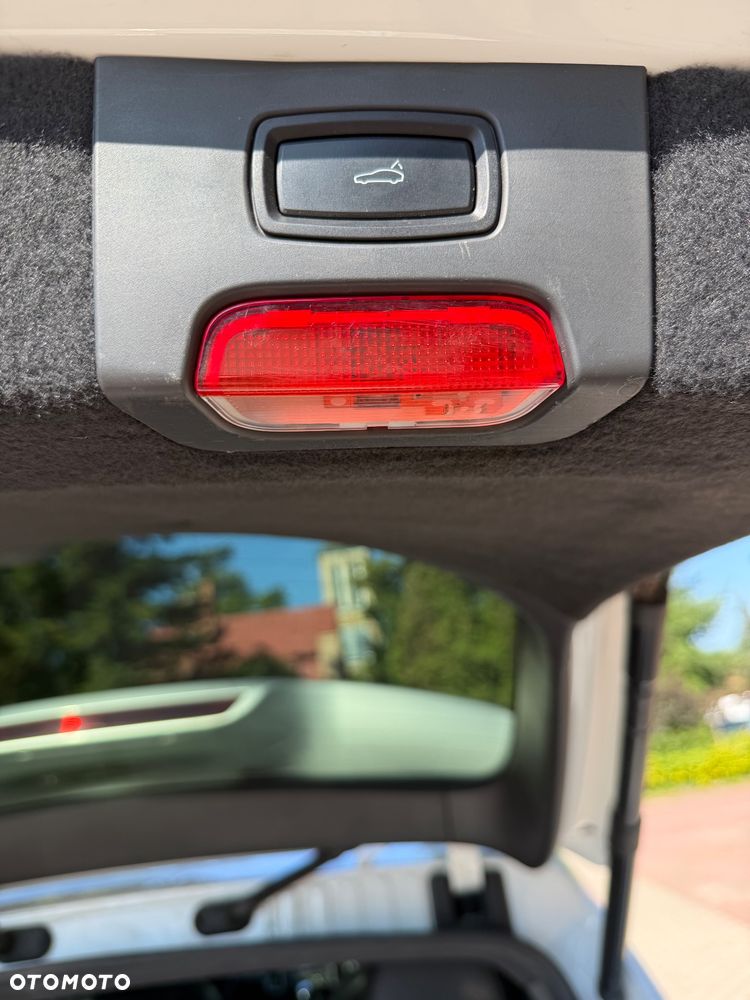 Porsche Cayenne Platinum Edition - 18