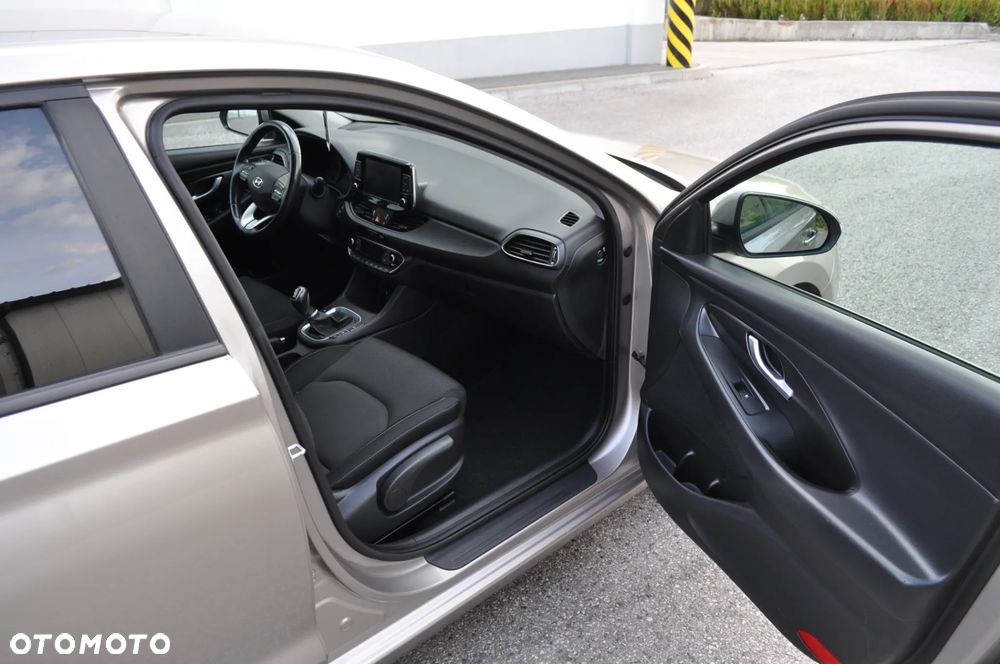 Hyundai i30 1.4 T-GDI Passion Plus - 14