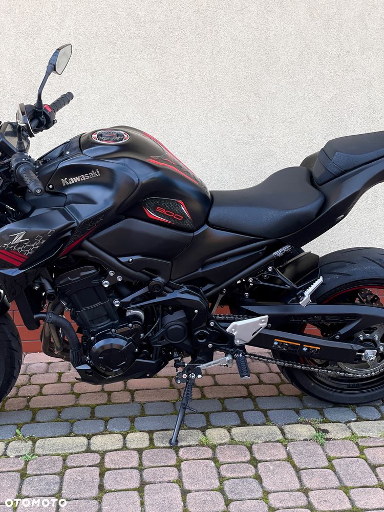 Kawasaki Z - 17