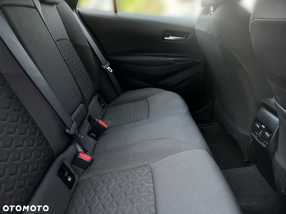 Toyota Corolla - 10