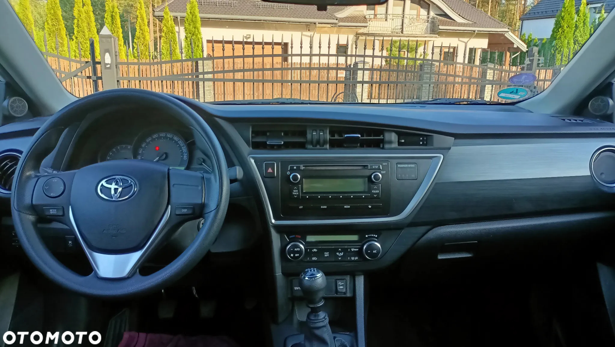 Toyota Auris 1.33 VVT-i Active - 17