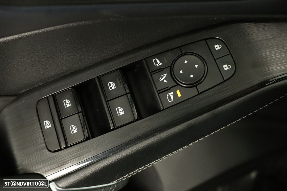 Nissan Qashqai 1.3 DIG-T N-Connecta Xtronic - 19