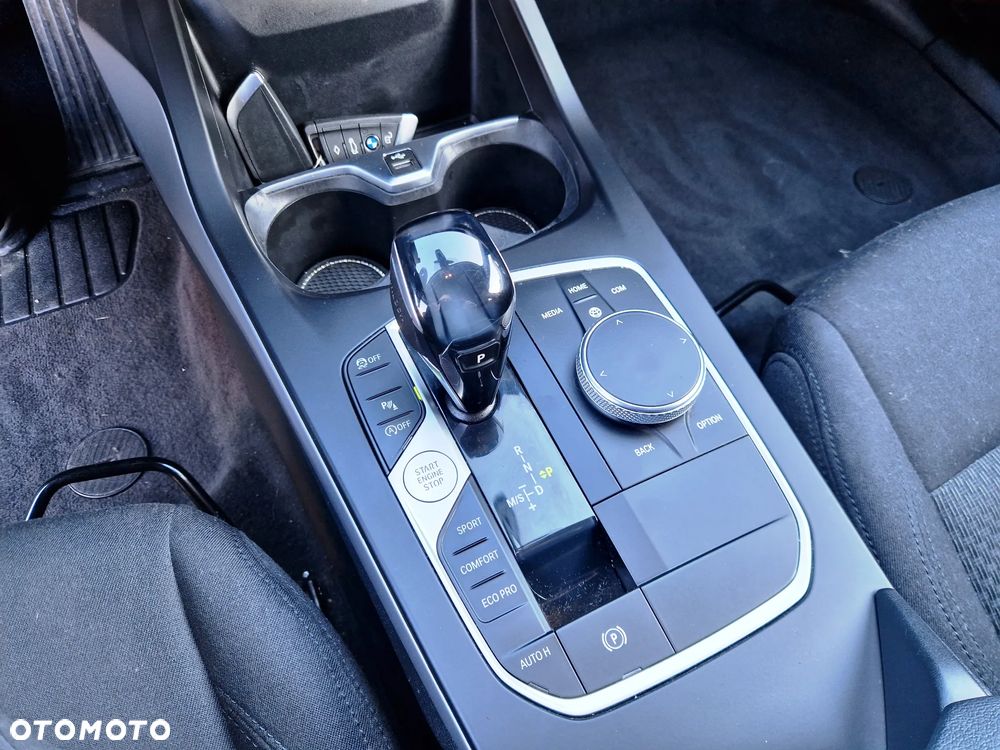 BMW Seria 1 116d Sport Line - 20