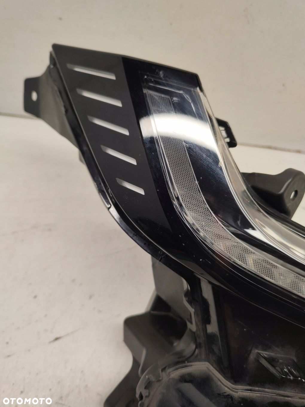 RENAULT MEGANE E TECH LED LAMPA PRAWY PRZÓD 266009007R - 2