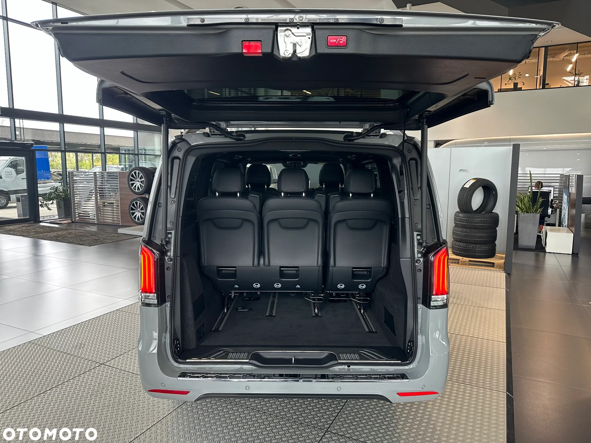 Mercedes-Benz EQV - 41
