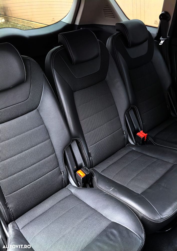 Ford S-Max 2.0 TDCi Titanium - 15
