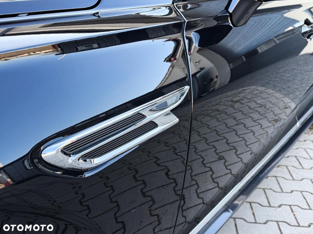 Bentley Flying Spur W12 - 15