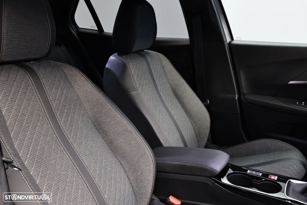 Peugeot 2008 1.2 PureTech Allure - 18