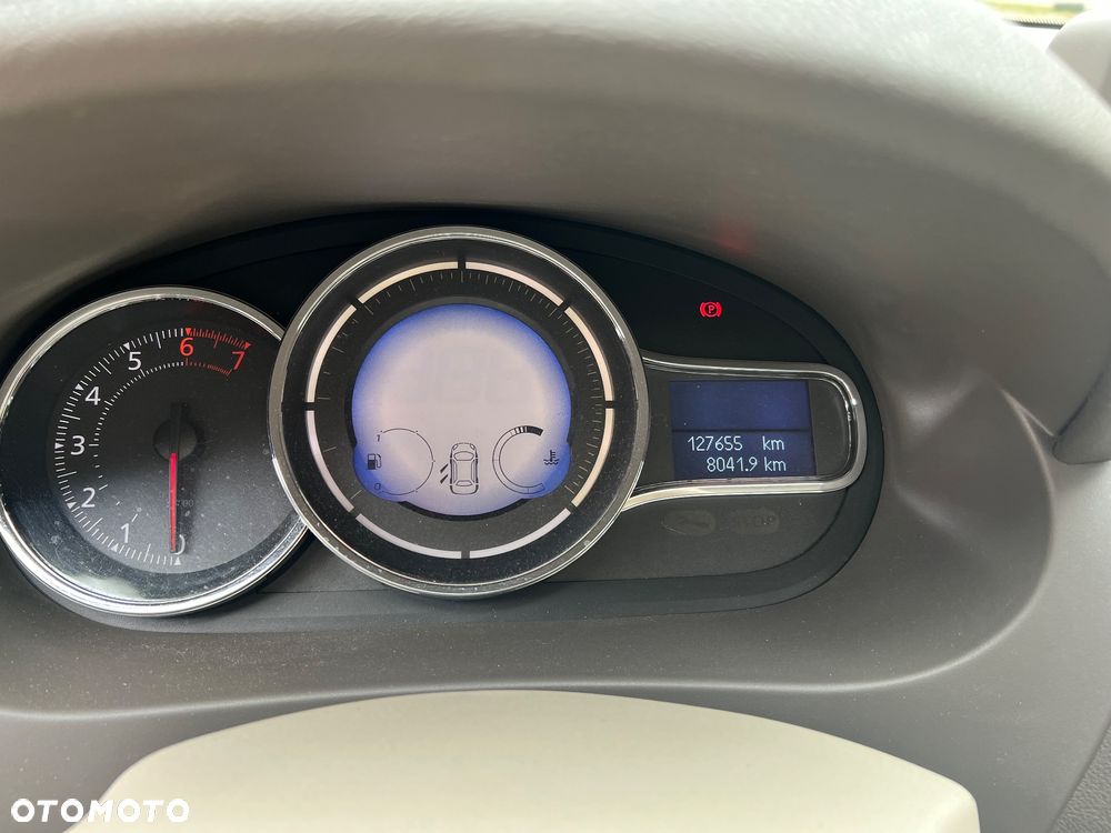 Renault Fluence 2.0 16V Privilege - 13