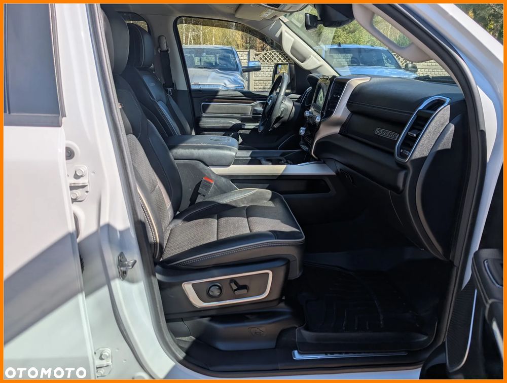 RAM 1500 Crew Cab Laramie - 17