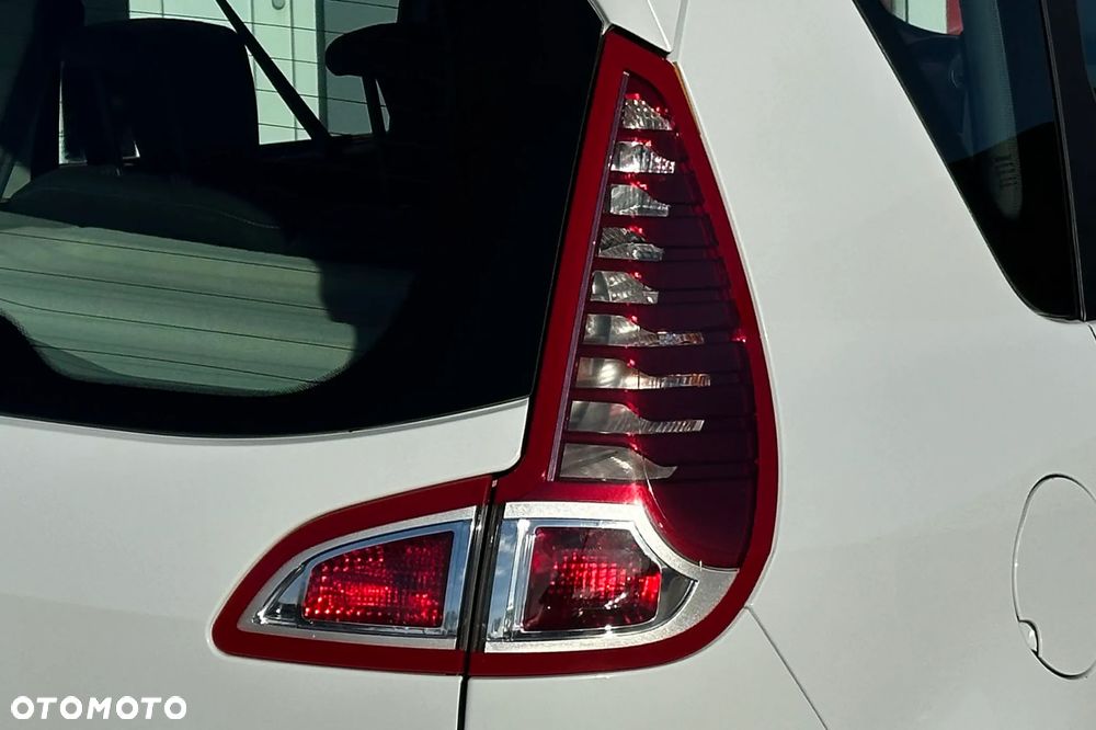 Renault Scenic - 16