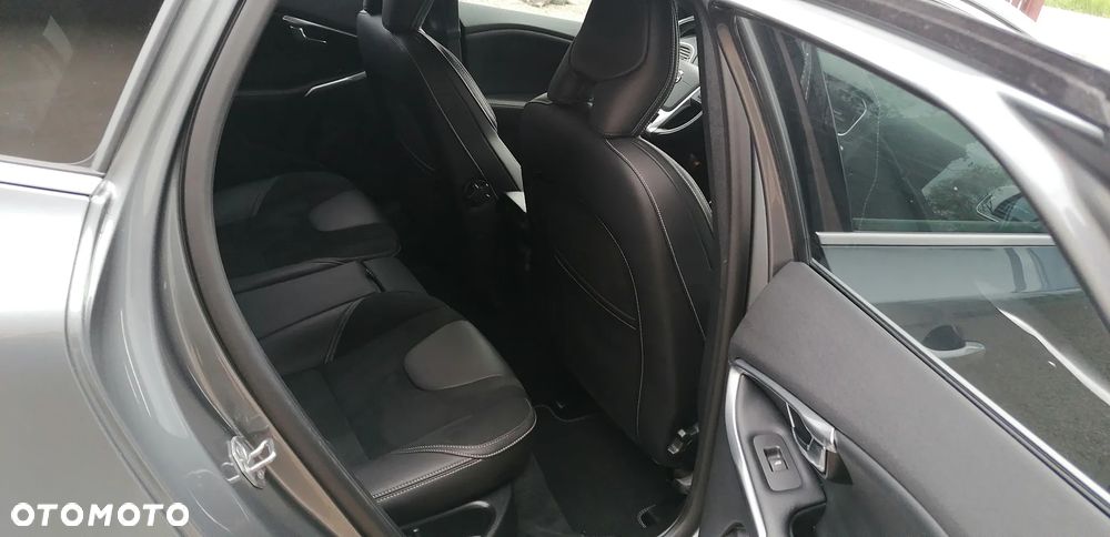 Volvo V40 T3 Drive-E R-Design Momentum - 18