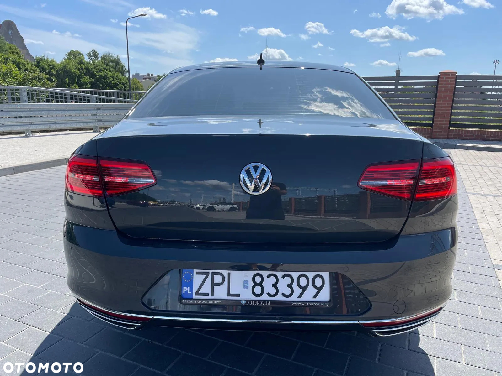 Volkswagen Passat 1.8 TSI BMT Highline - 10