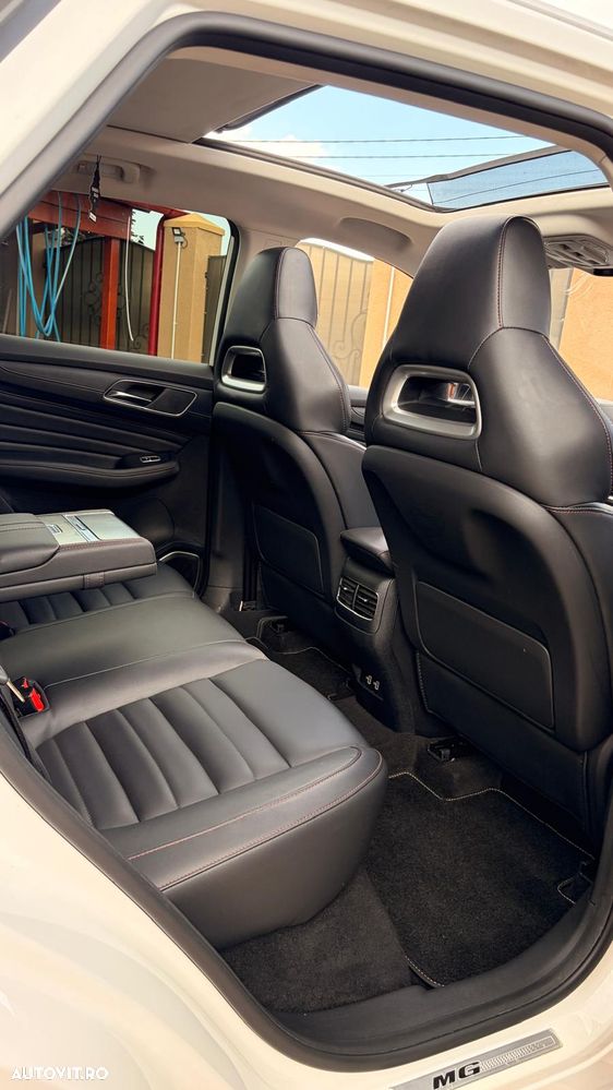 MG EHS Luxury - 20