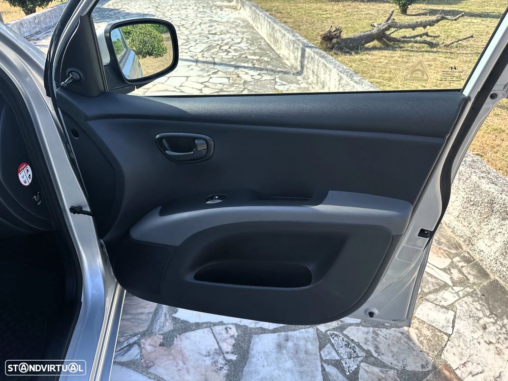 Hyundai i10 1.1 CRDi VGT Style - 31