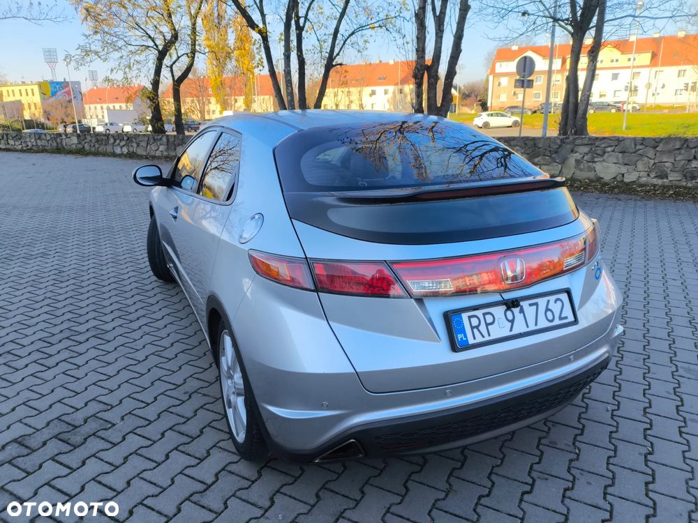 Honda Civic 1.8 Sport - 9