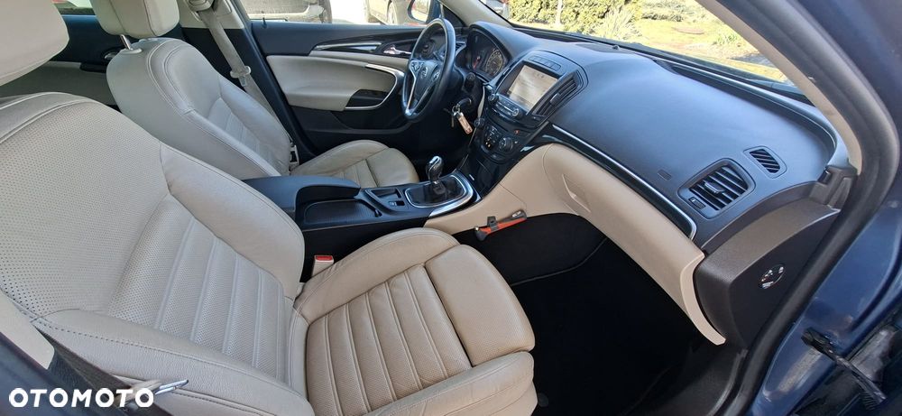 Opel Insignia 1.6 T Cosmo S&S - 8