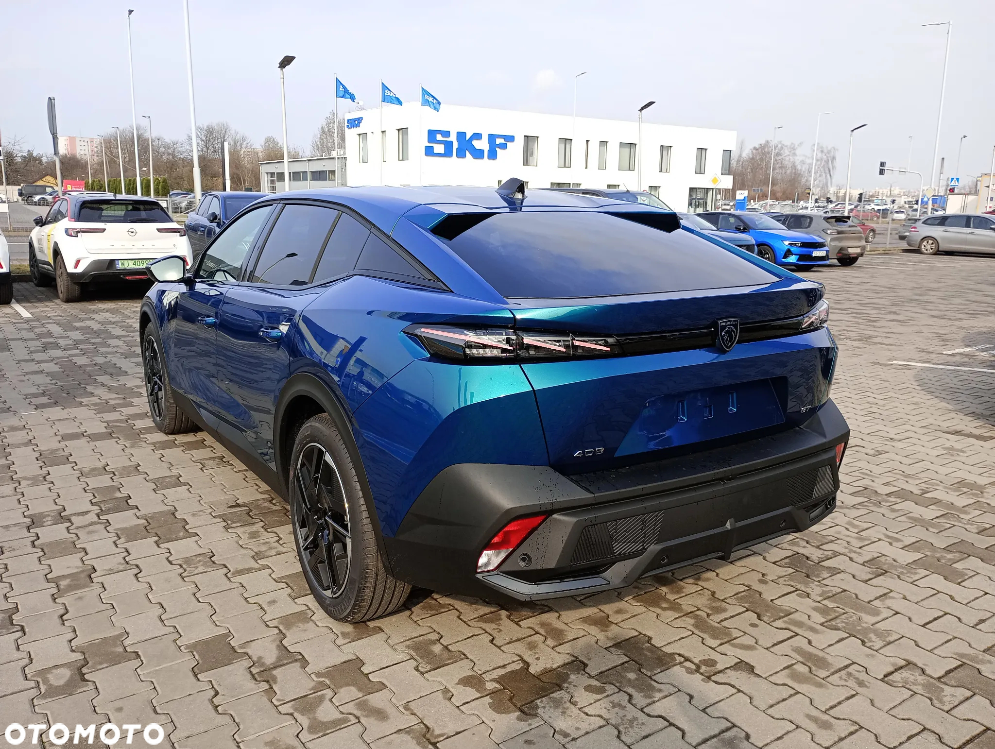 Peugeot 408 - 9
