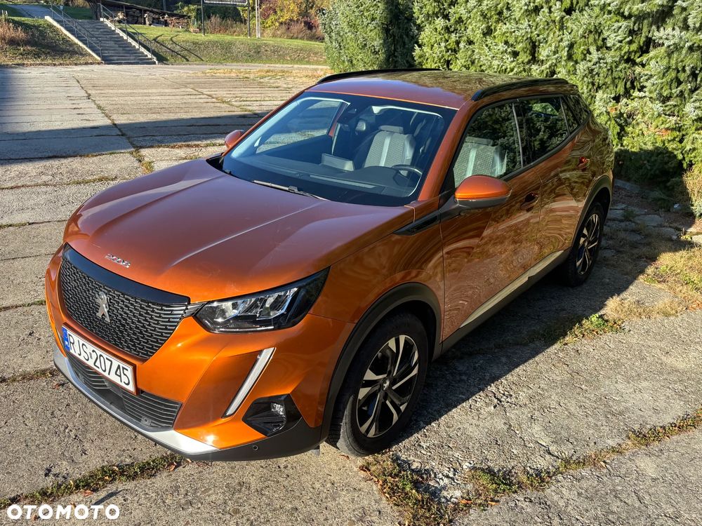 Peugeot 2008 1.2 PureTech Allure S&S EAT8 - 6