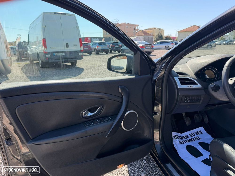 Renault Mégane 1.5 dCi Dynamique - 13