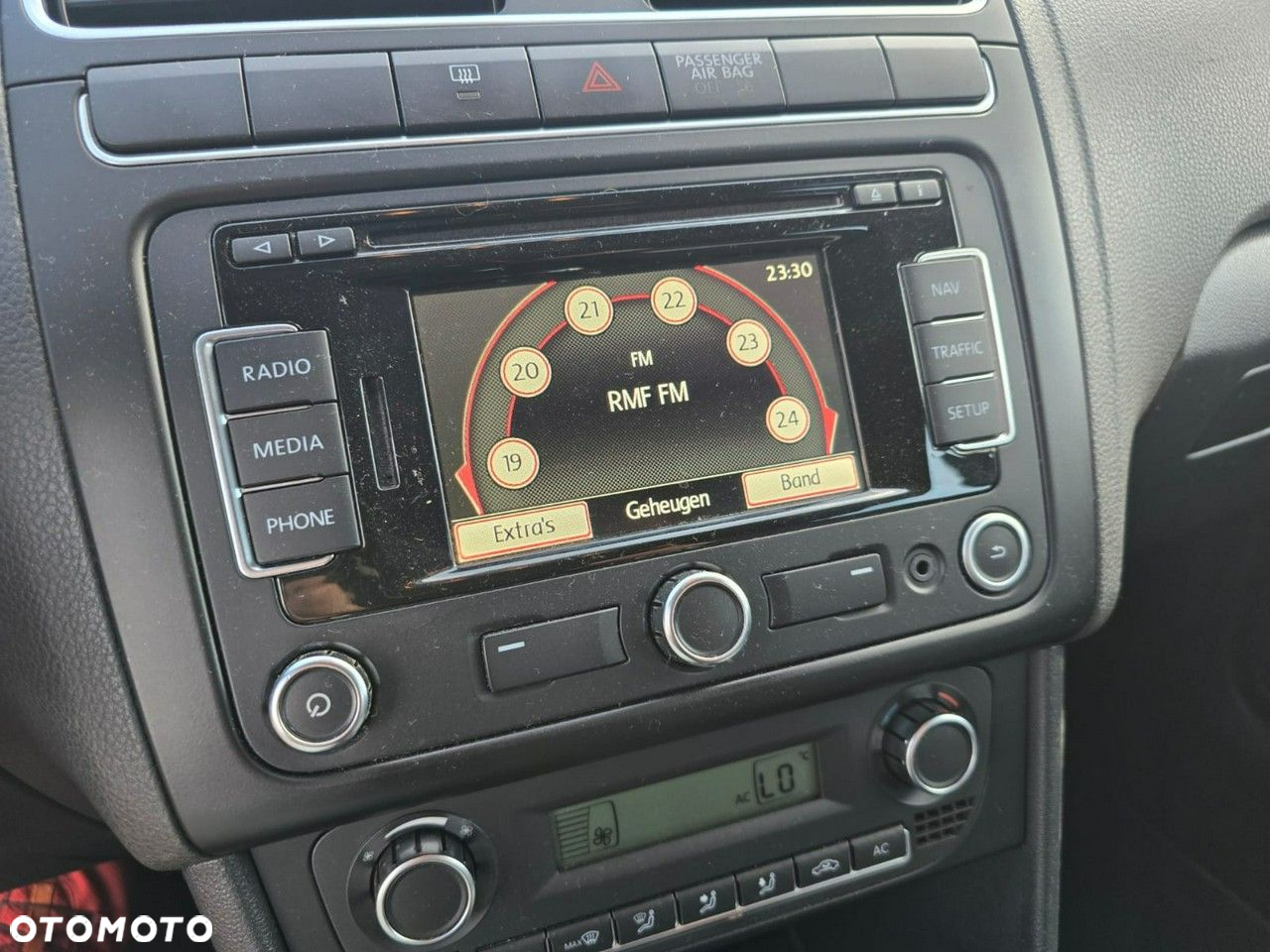 Volkswagen Polo - 14