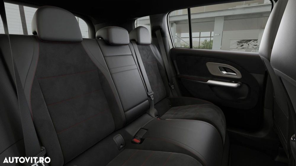 Mercedes-Benz GLB - 8