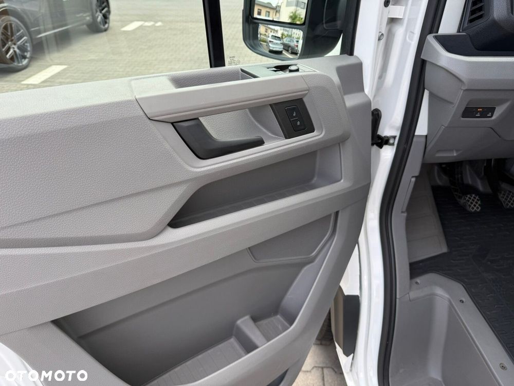 Volkswagen Crafter 35 2.0 BiTDI 177KM - 12