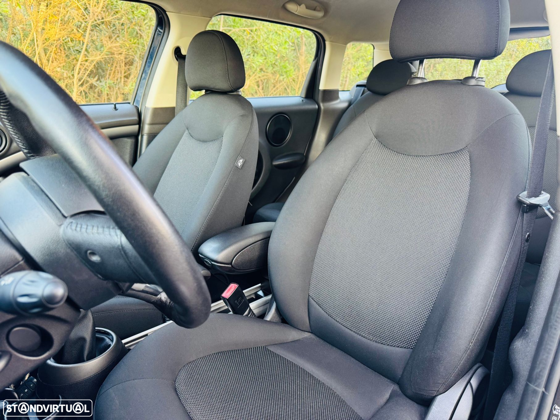 MINI Countryman Cooper D - 17