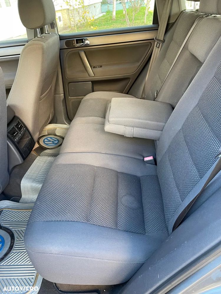 Volkswagen Touareg 2.5 R5 TDI - 7