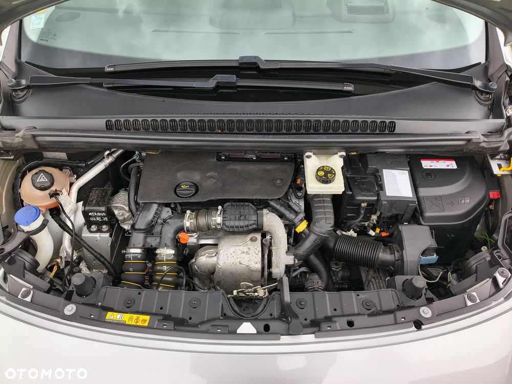 Peugeot 3008 HDi 115 Allure - 31