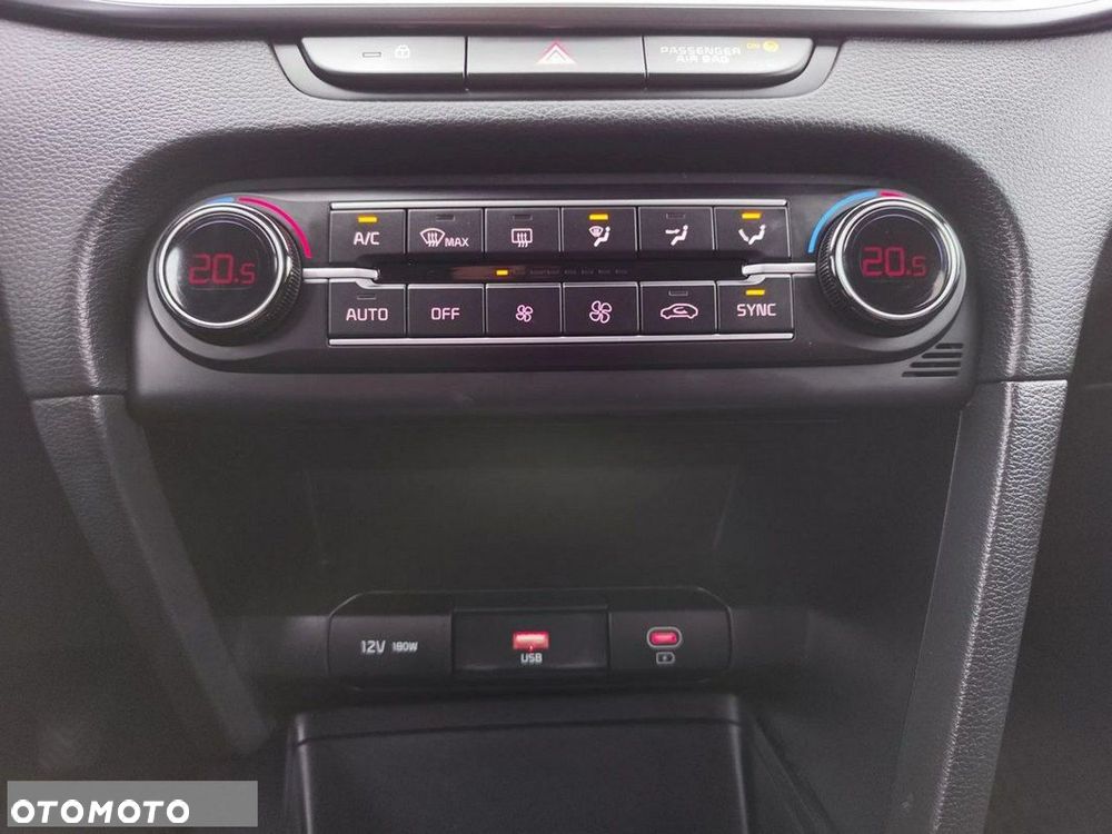 Kia XCeed 1.5 T-GDI M DCT - 17