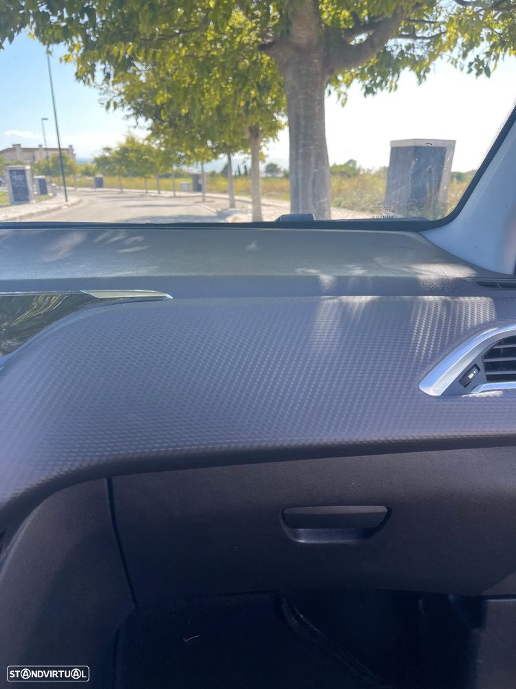 Peugeot 208 1.6 BlueHDi Allure - 36