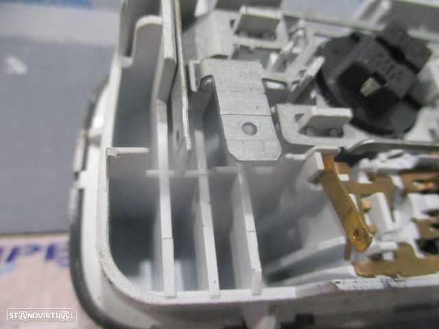 Luz De Teto Plafonier Pla867 FORD FOCUS 2 SW FASE 2 2010 1.6TDCI 90CV 5P PRETO - 4