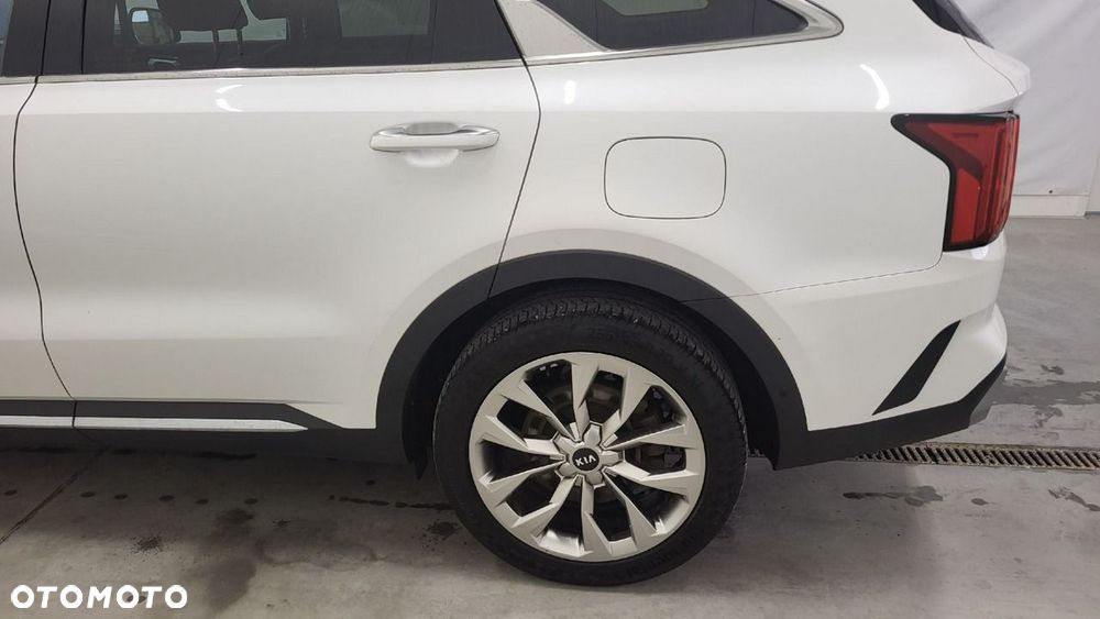 Kia Sorento 2.2 CRDi Prestige Line 4WD DCT 7os - 9