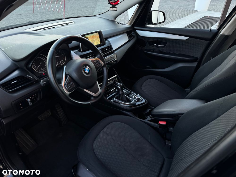 BMW Seria 2 216d GT Sport Line - 25