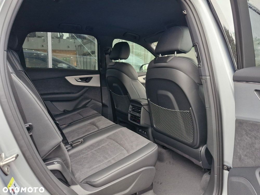 Audi Q7 - 25