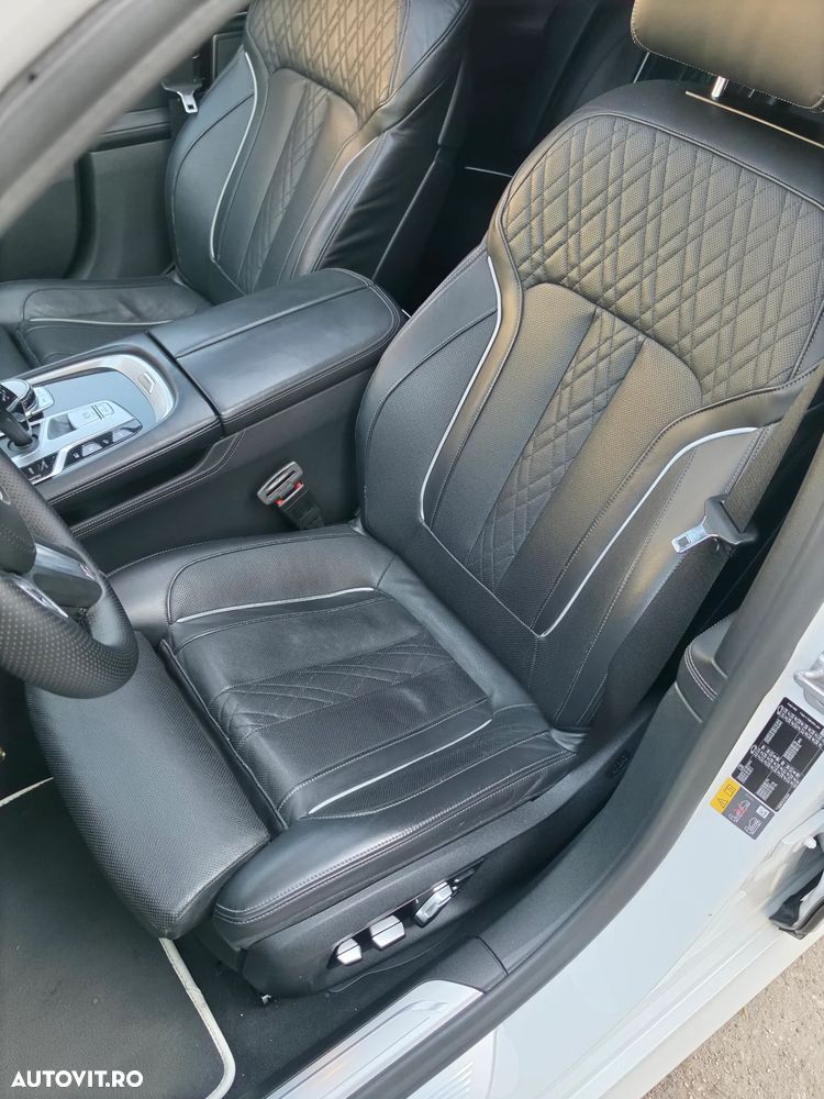 BMW Seria 7 745Le xDrive AT PHEV - 17