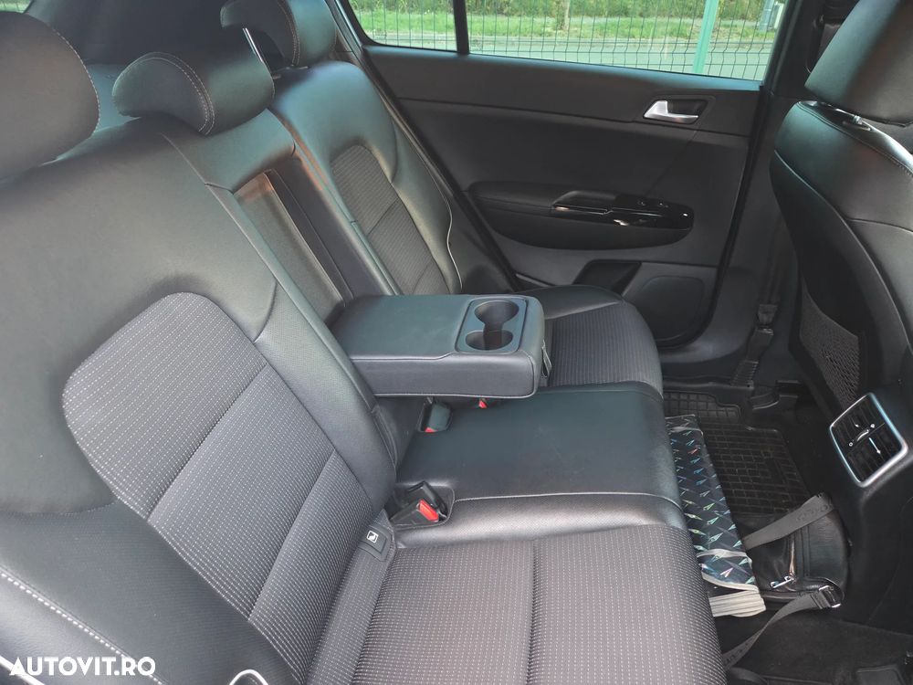 Kia Sportage 1.6 T-GDI 7DCT 4x4 GT Line - 11