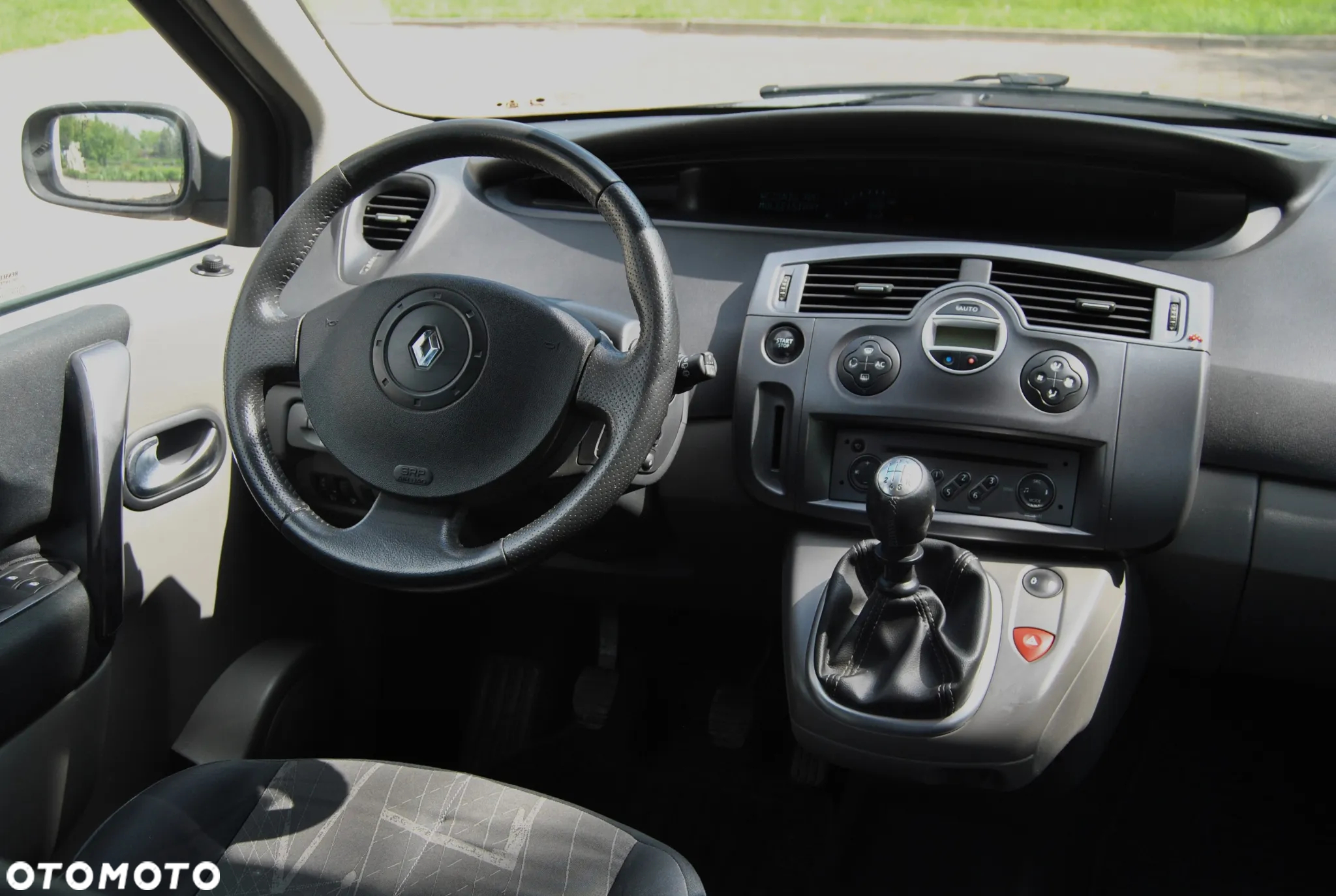 Renault Scenic 2.0 16V Expression - 11