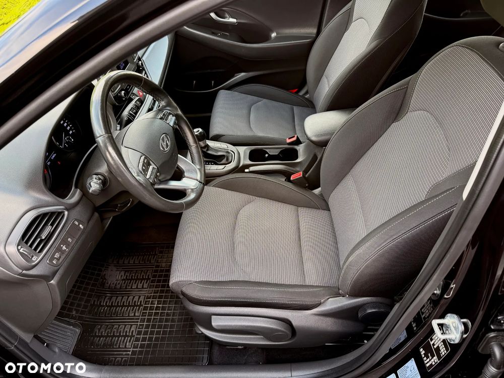 Hyundai i30 1.0 T-GDI Classic + DCT - 16
