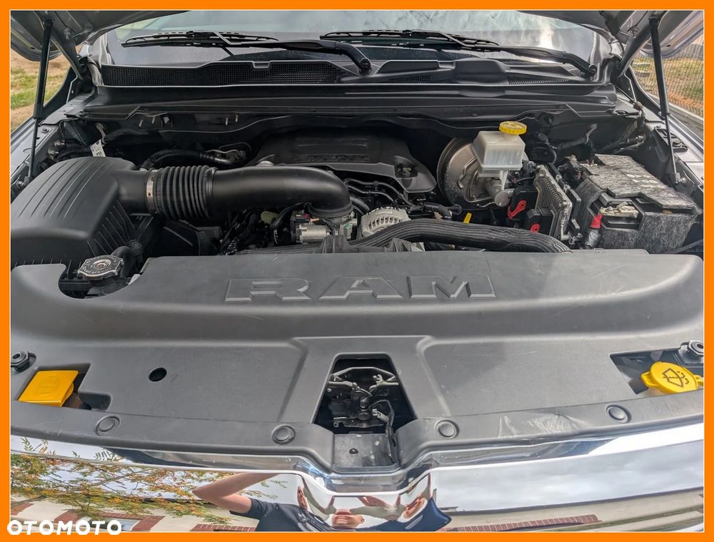 RAM 1500 Crew Cab Laramie - 24