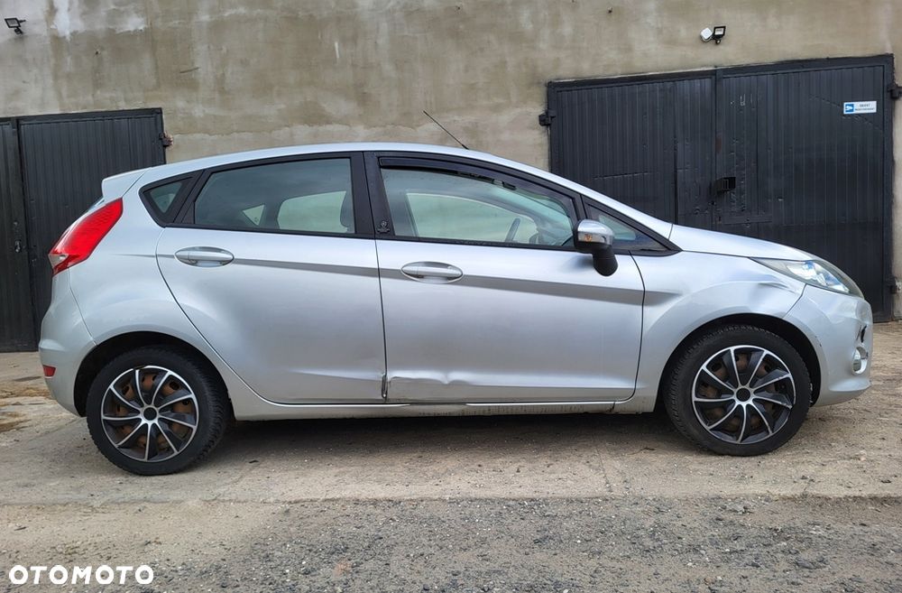 Ford Focus 1.6 Ambiente EU5 - 4