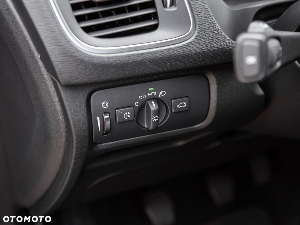 Volvo V40 - 19