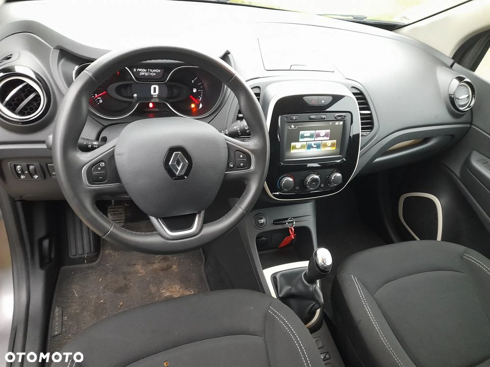 Renault Captur - 15