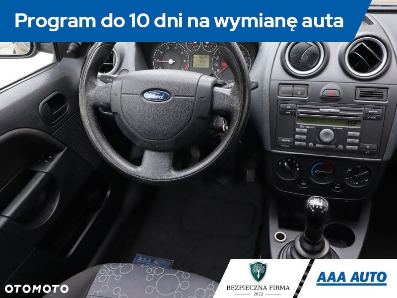 Ford Fiesta - 8